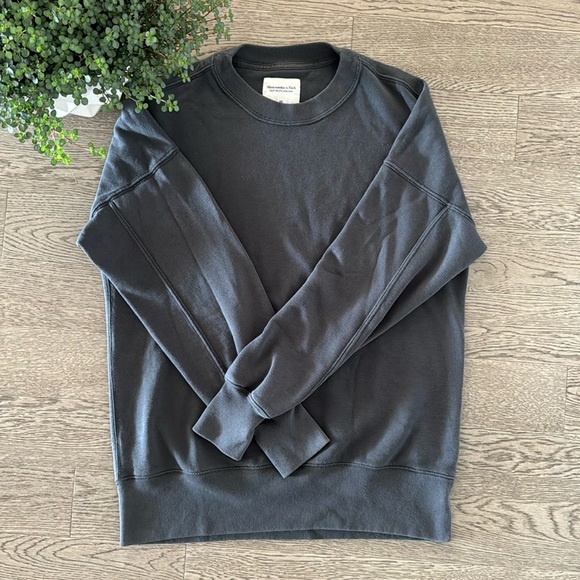 Abercrombie sweatshirt - Picture 1 of 1